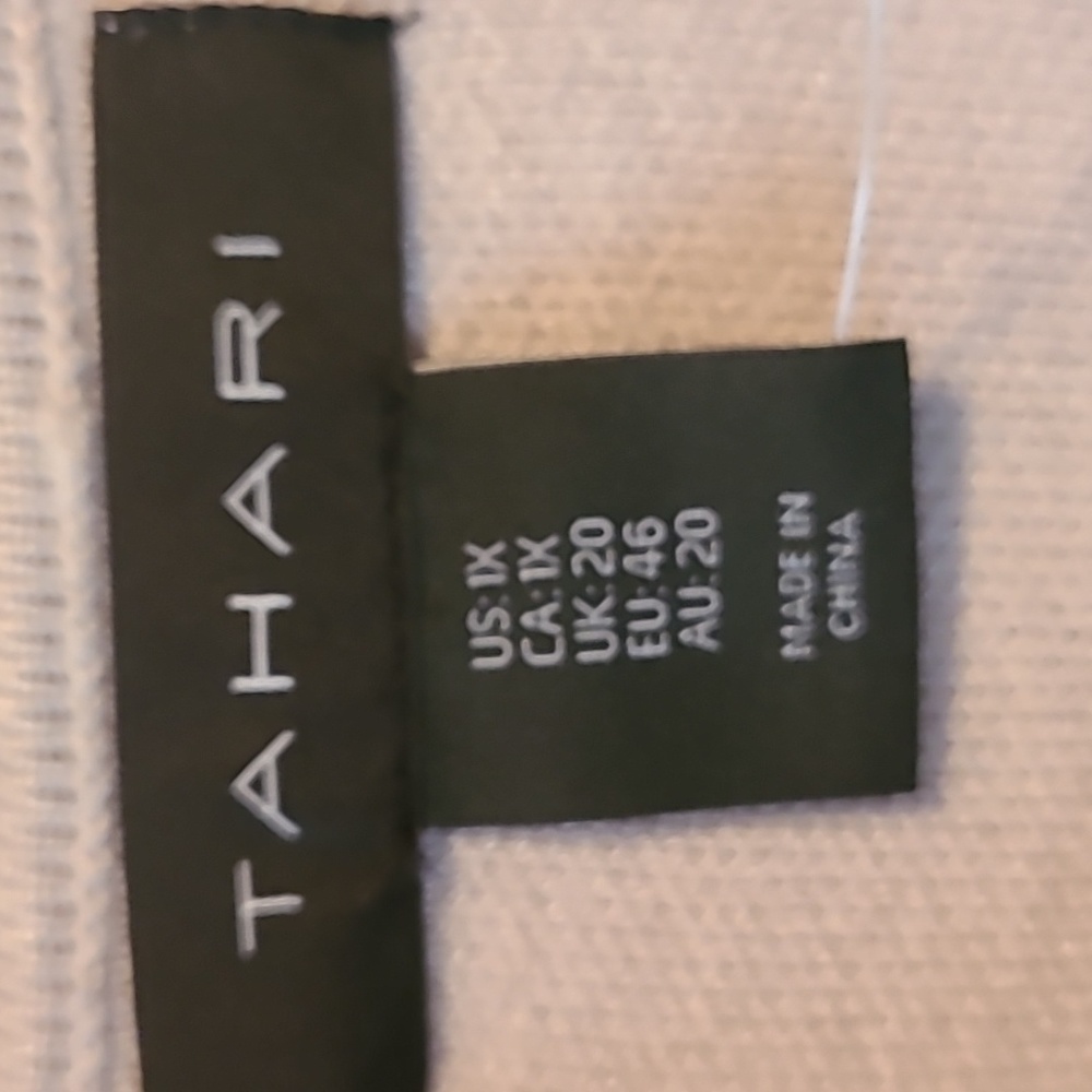 Tahari dress - Picture 3 of 5